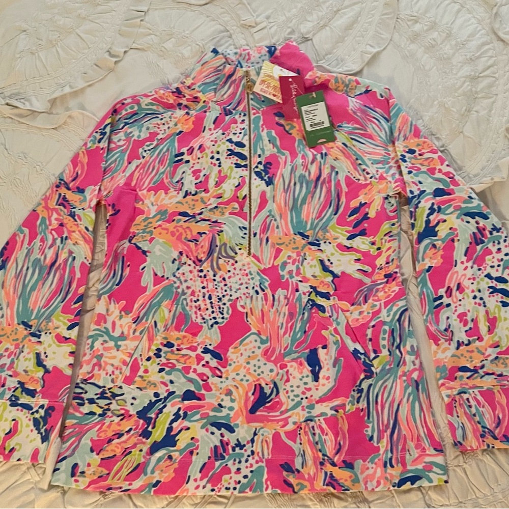 Lilly Pulitzer skipper pullover in tiki pink. NWT. Size medium.